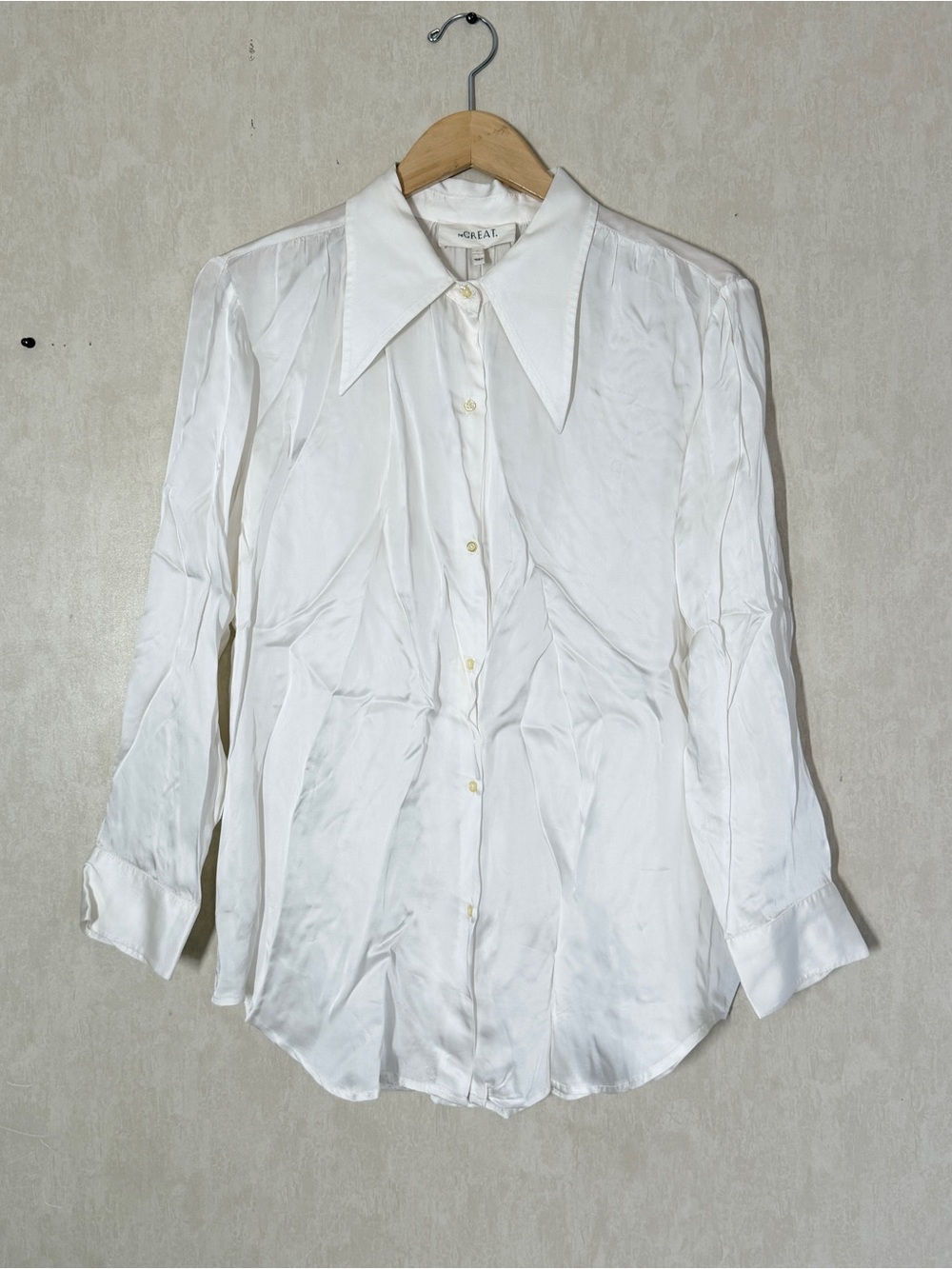 THE GREAT. Women’s Shiny Satin Longsleeve Button Down Shirt in White 1/US S